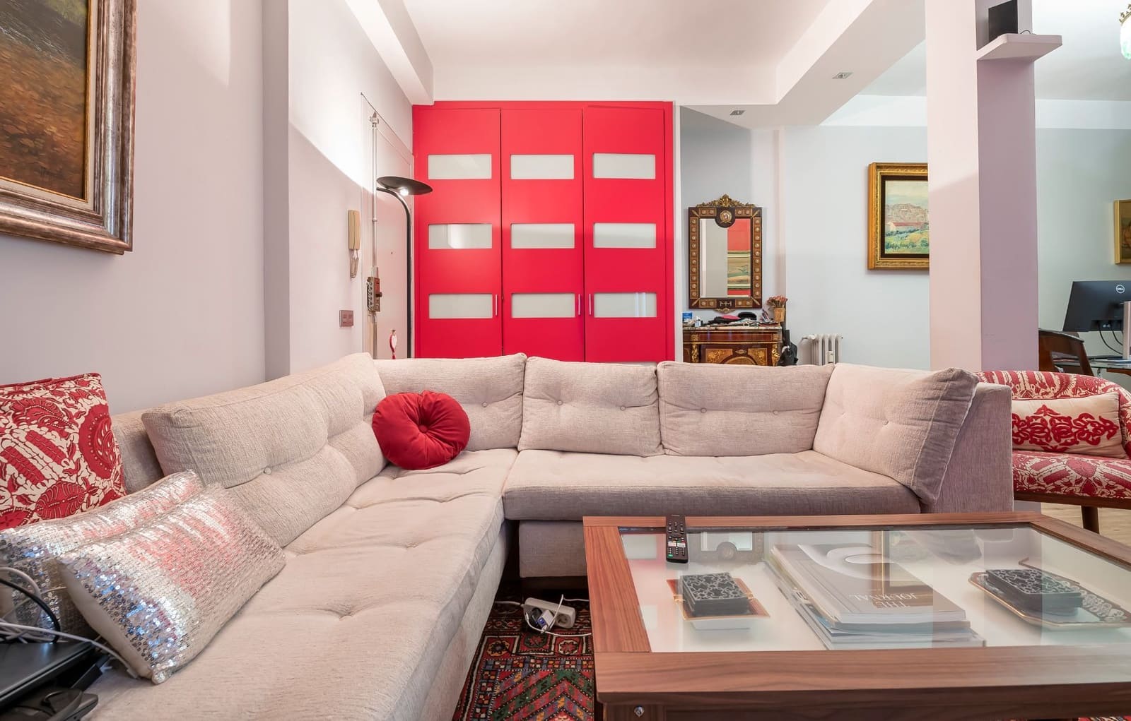 4 bedroom Apartment for sale in Madrid city with garage - € 1,290,000 (Ref: 9503856)