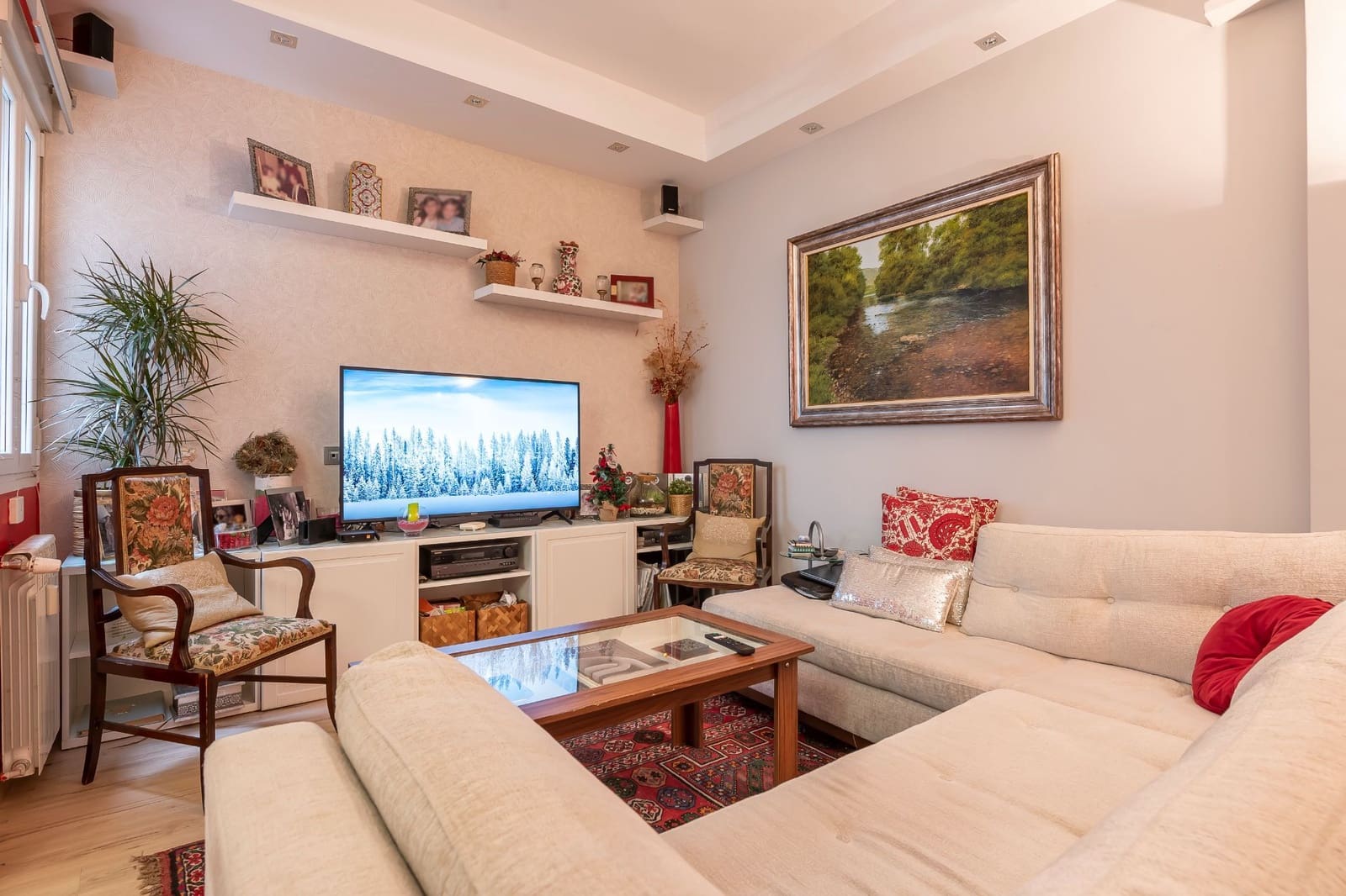 4 bedroom Apartment for sale in Madrid city with garage - € 1,290,000 (Ref: 9503856)