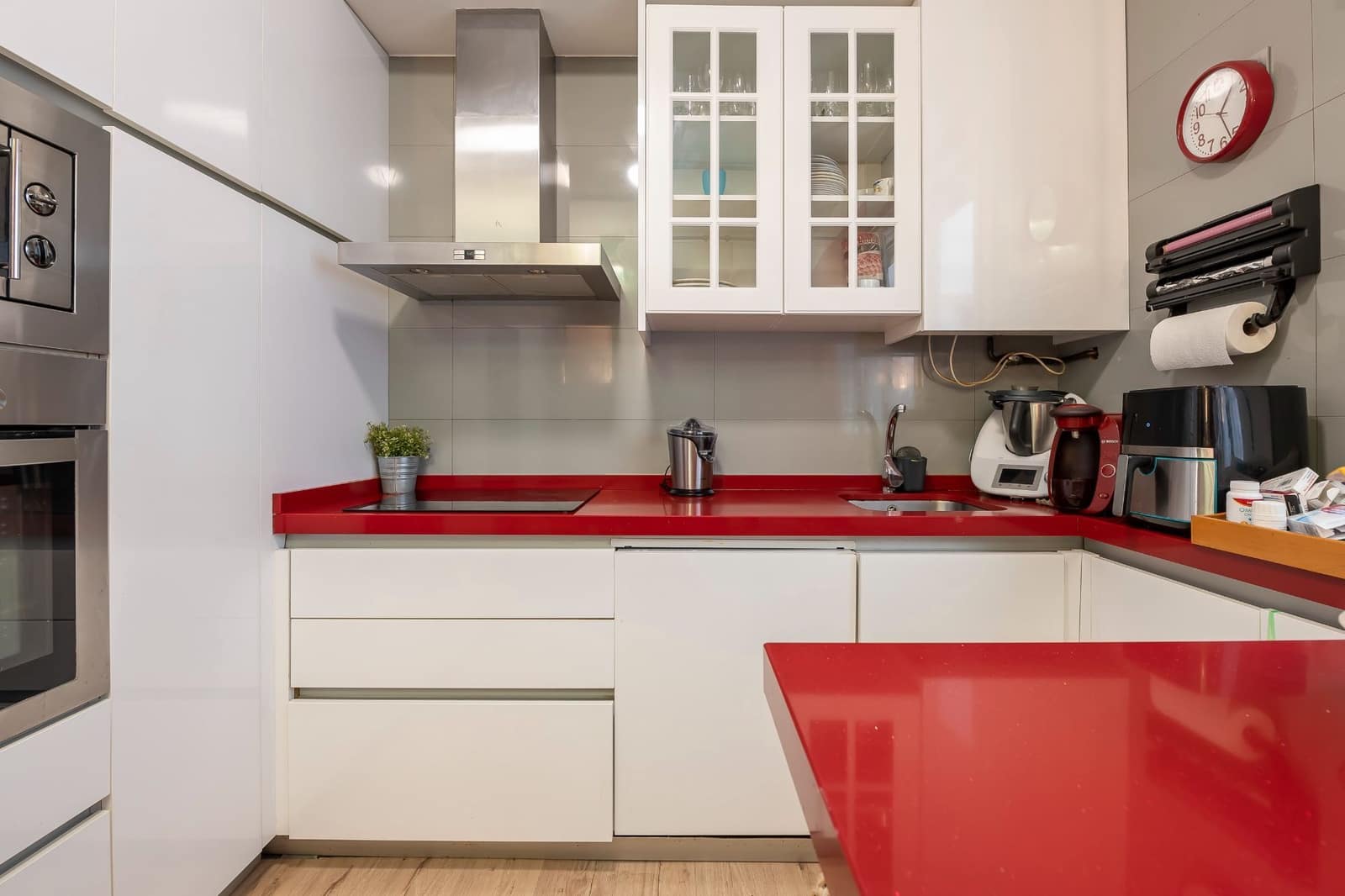 4 bedroom Apartment for sale in Madrid city with garage - € 1,290,000 (Ref: 9503856)