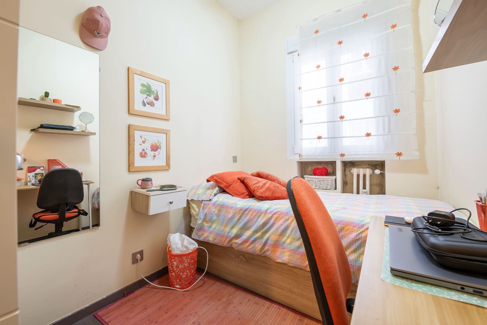 4 bedroom Apartment for sale in Madrid city with garage - € 1,290,000 (Ref: 9503856)