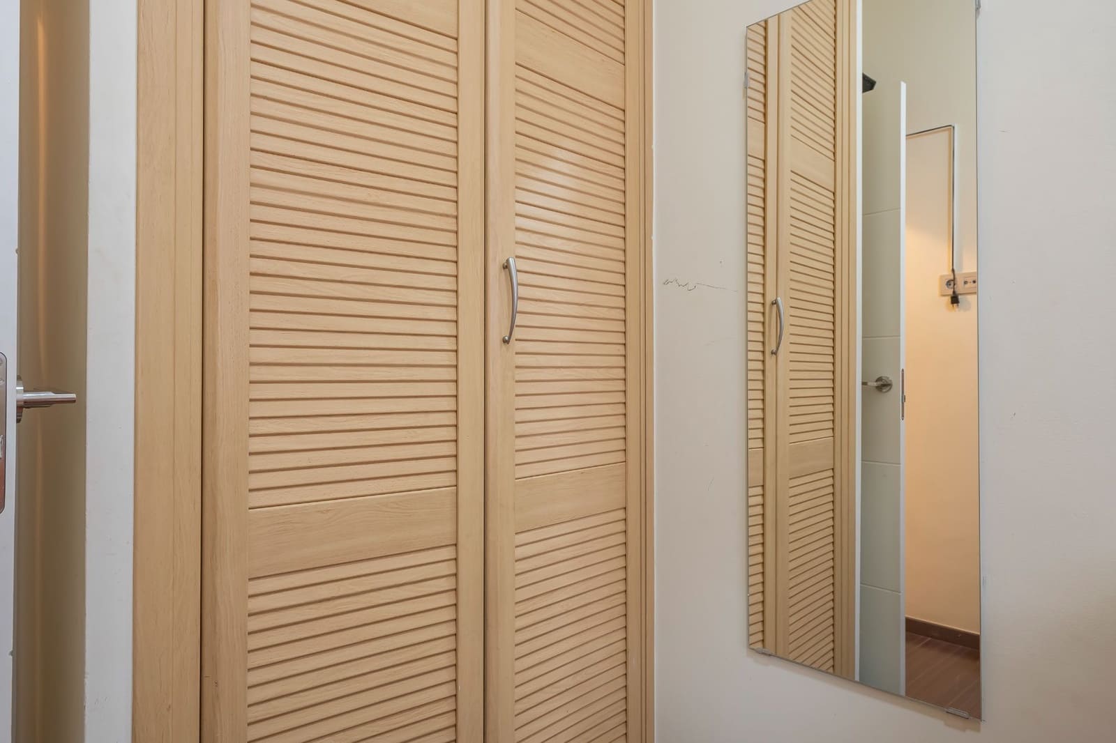 4 bedroom Apartment for sale in Madrid city with garage - € 1,290,000 (Ref: 9503856)