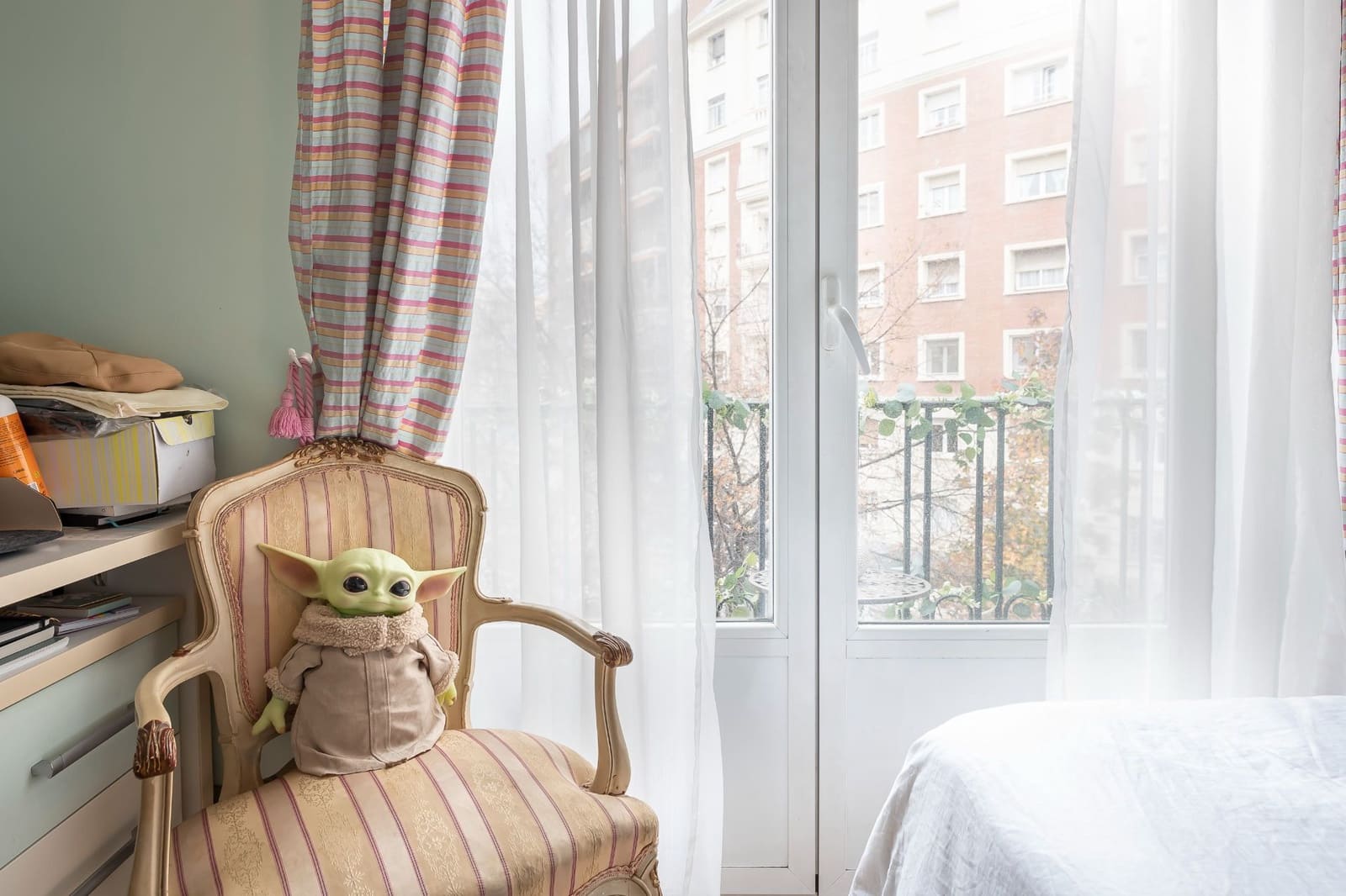 4 bedroom Apartment for sale in Madrid city with garage - € 1,290,000 (Ref: 9503856)