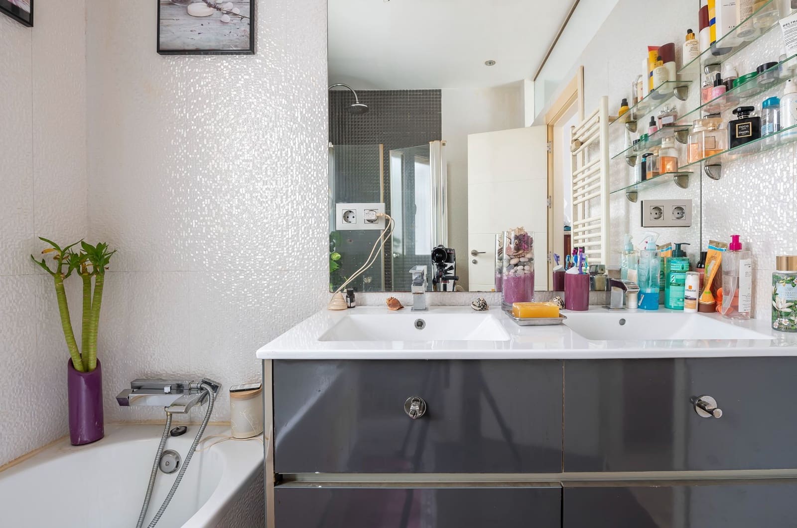 4 bedroom Apartment for sale in Madrid city with garage - € 1,290,000 (Ref: 9503856)