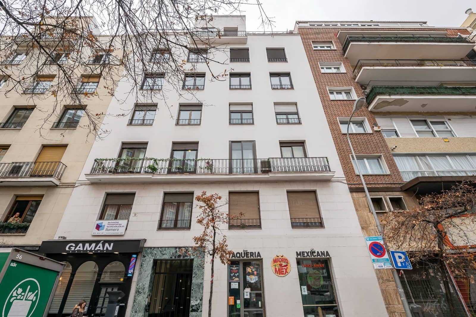 4 bedroom Apartment for sale in Madrid city with garage - € 1,290,000 (Ref: 9503856)