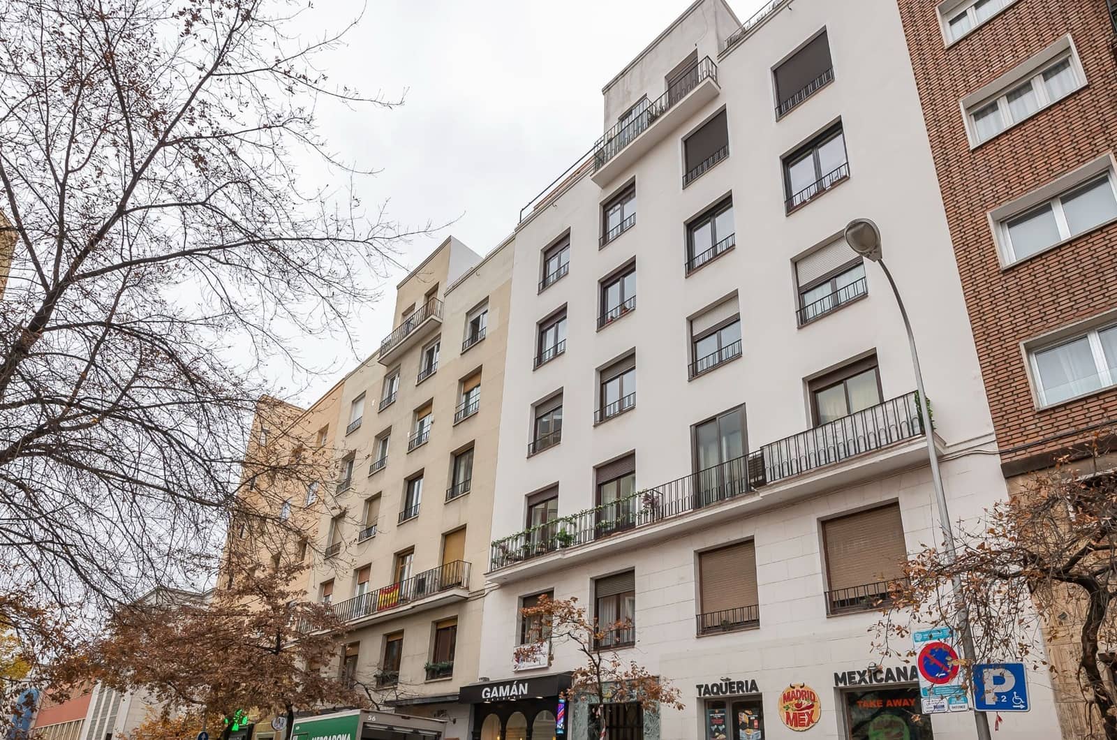 4 bedroom Apartment for sale in Madrid city with garage - € 1,290,000 (Ref: 9503856)