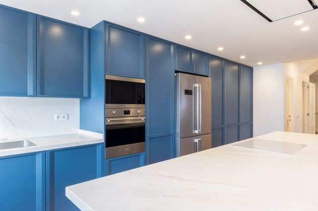 4 quarto Moradia Geminada para venda em Bétera com piscina garagem - 620 000 € (Ref: 9503858)