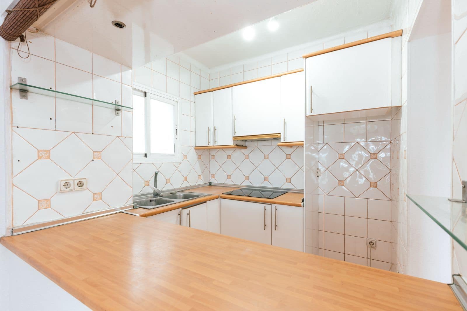 3 soveværelse Lejlighed til salg i Ibiza by med garage - € 465.000 (Ref: 9503860)