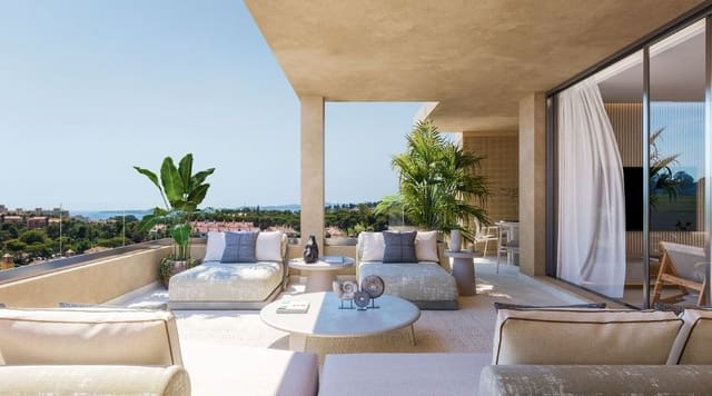 3 bedroom Penthouse for sale in Torrequebrada, Benalmádena with pool garage - € 980,000 (Ref: 9503861)