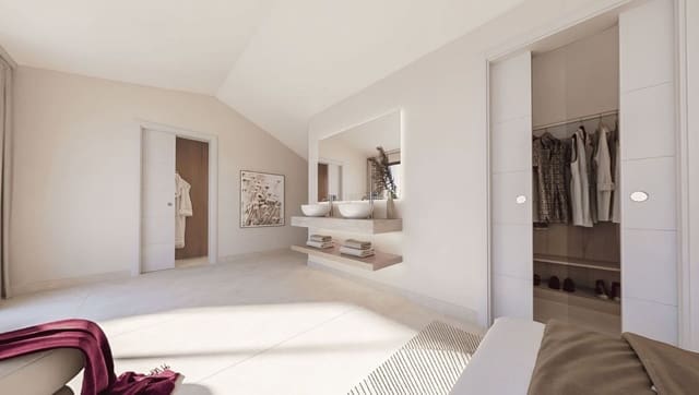 3 bedroom Penthouse for sale in Torrequebrada, Benalmádena with pool garage - € 980,000 (Ref: 9503861)