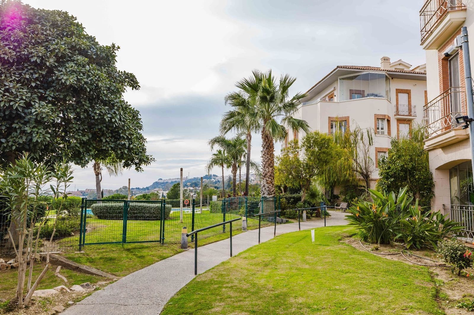 2 bedroom Apartment for sale in Benalmadena with pool garage - € 323,000 (Ref: 9512048)