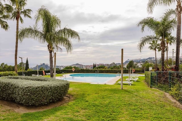 2 sypialnia Apartament na sprzedaż w Benalmádena z basenem garażem - 323 000 € (Ref: 9512048)