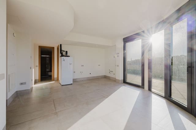 Ático de 2 habitaciones en Málaga ciudad en venta - 1.395.000 € (Ref: 9512051)