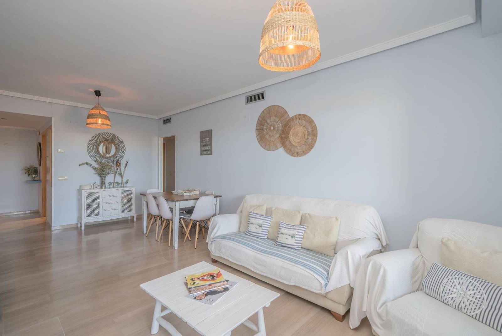 2 bedroom Apartment for sale in Valencia city with pool garage - € 400,000 (Ref: 9512052)