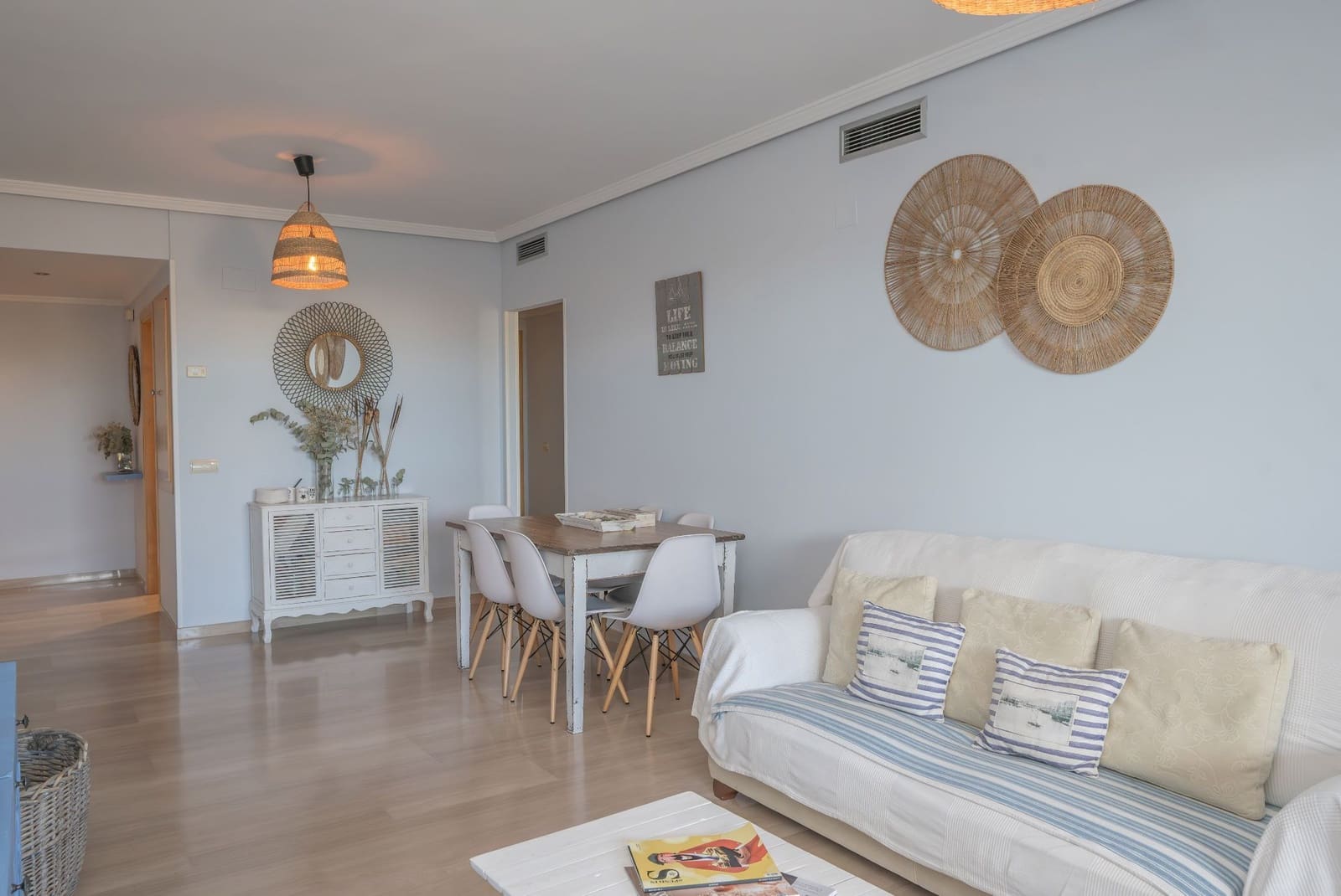 2 bedroom Apartment for sale in Valencia city with pool garage - € 400,000 (Ref: 9512052)