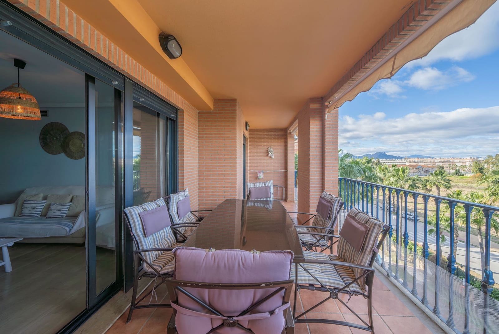 2 bedroom Apartment for sale in Valencia city with pool garage - € 400,000 (Ref: 9512052)