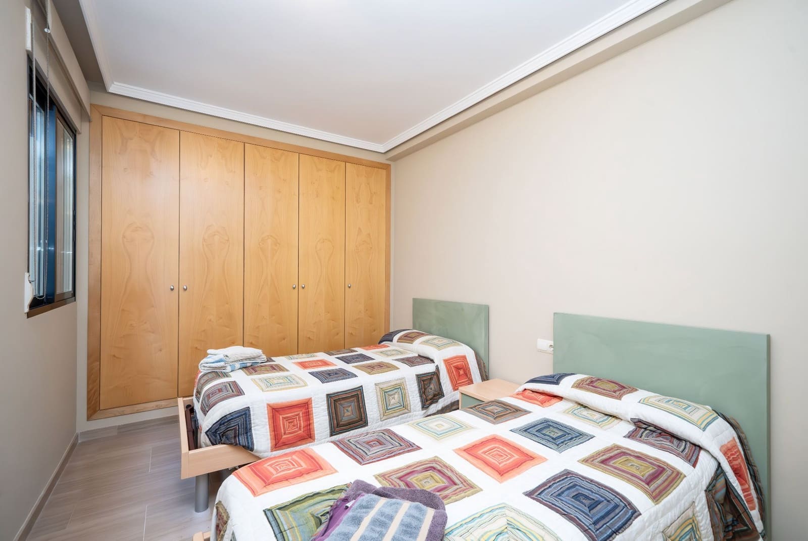 2 bedroom Apartment for sale in Valencia city with pool garage - € 400,000 (Ref: 9512052)