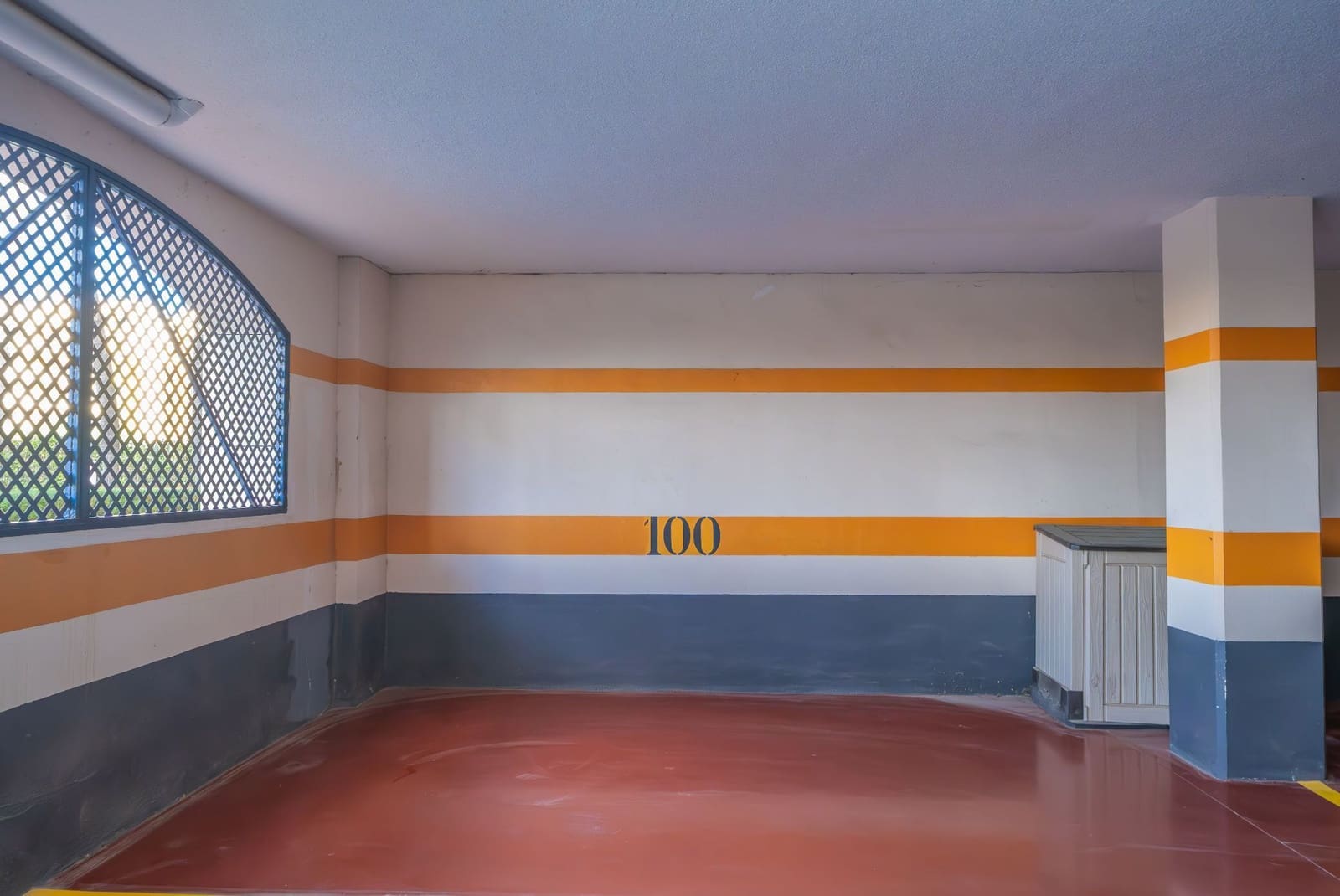 2 bedroom Apartment for sale in Valencia city with pool garage - € 400,000 (Ref: 9512052)