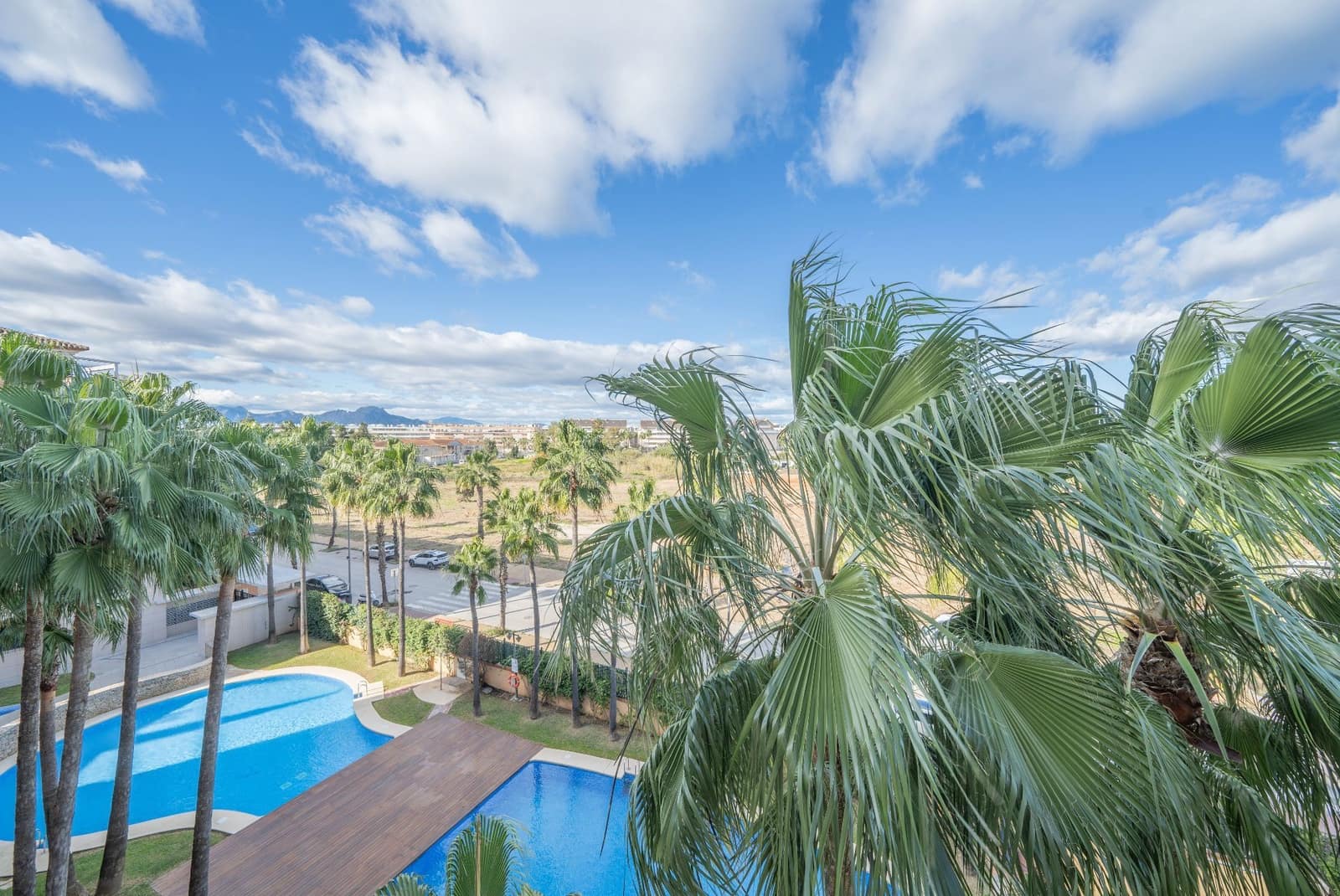 2 bedroom Apartment for sale in Valencia city with pool garage - € 400,000 (Ref: 9512052)