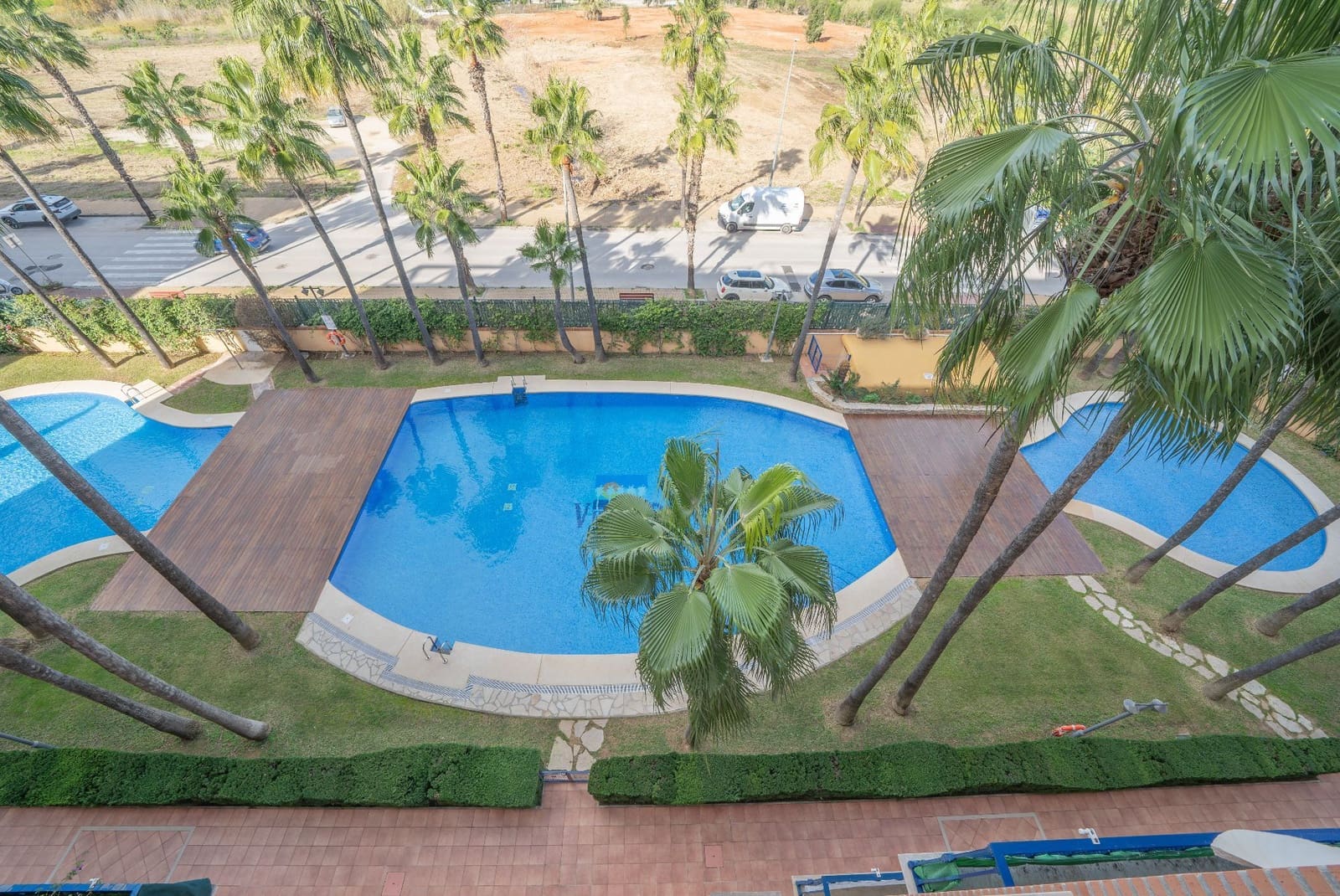 2 bedroom Apartment for sale in Valencia city with pool garage - € 400,000 (Ref: 9512052)