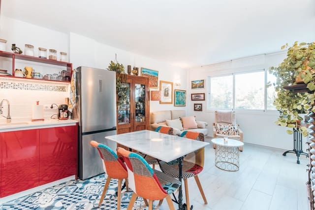 2 bedroom Flat for sale in San Jose / Sant Josep de Sa Talaia with pool - € 430,000 (Ref: 9518452)