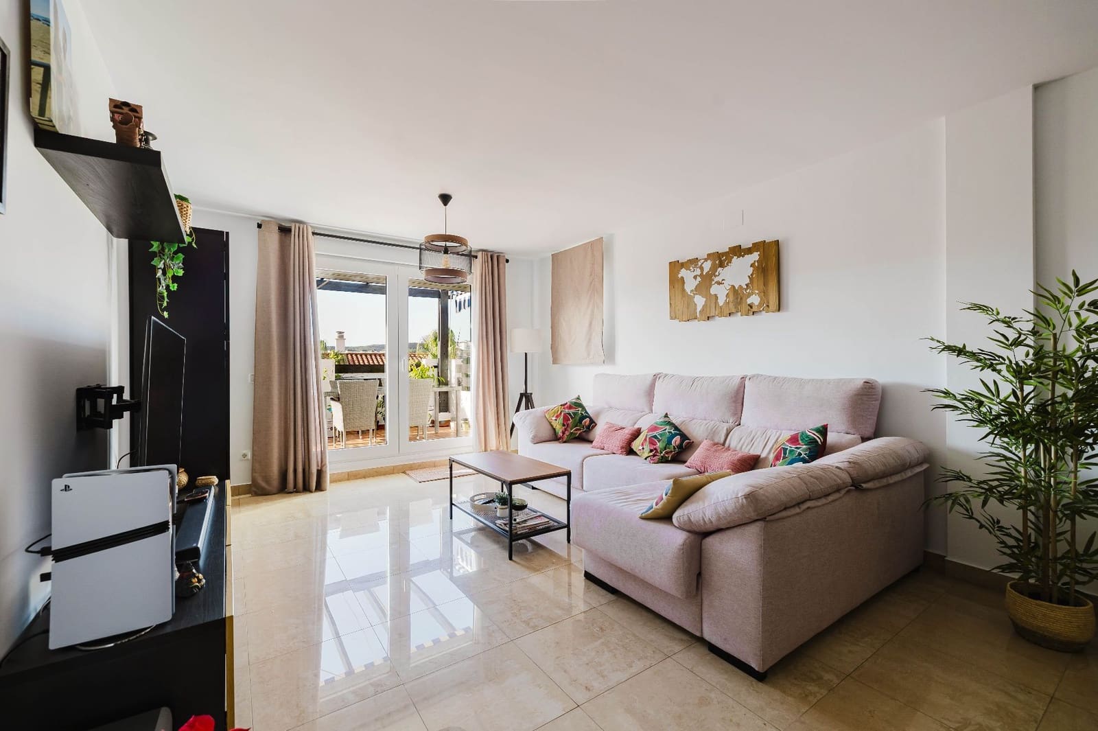 3 makuuhuone Asunto myytävänä paikassa Manilva mukana uima-altaan 
autotalli - 321 400 € (Ref: 9523933)