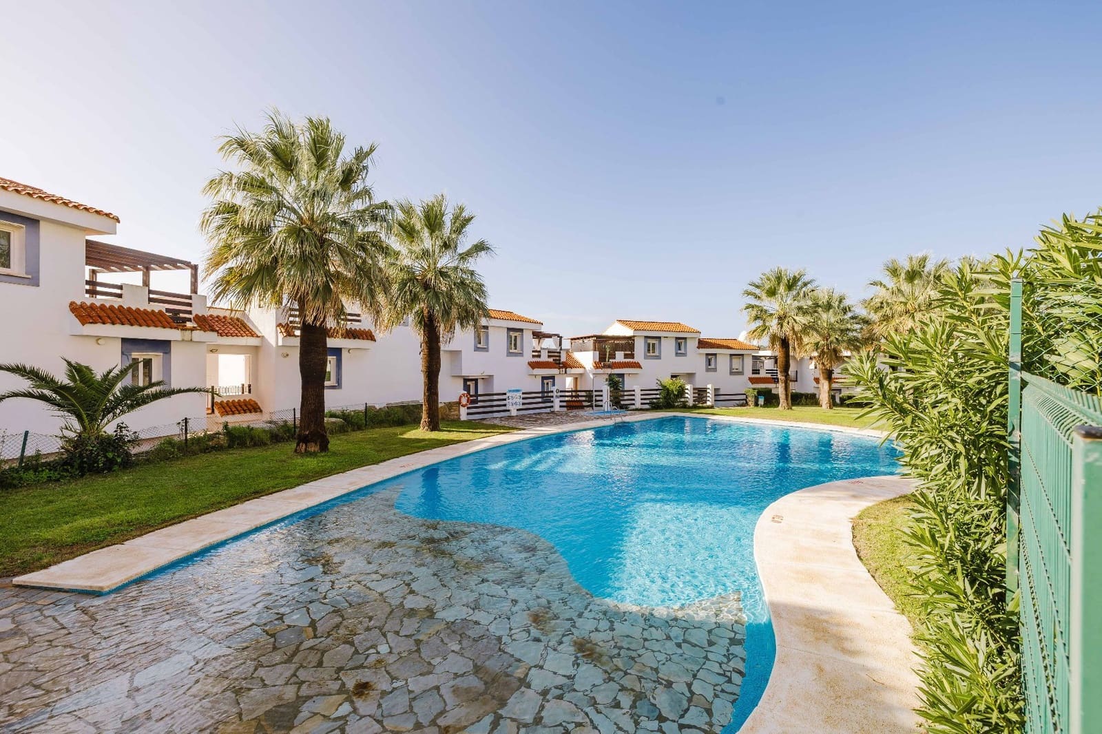 3 makuuhuone Asunto myytävänä paikassa Manilva mukana uima-altaan 
autotalli - 321 400 € (Ref: 9523933)