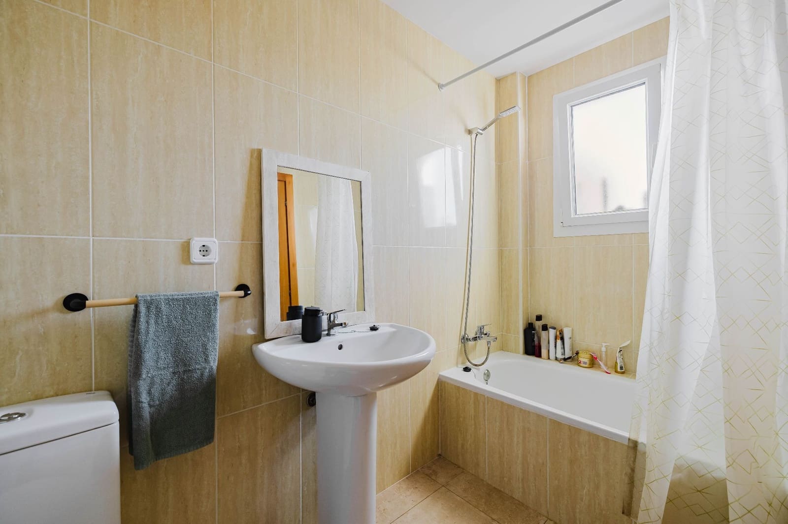 3 makuuhuone Asunto myytävänä paikassa Manilva mukana uima-altaan 
autotalli - 321 400 € (Ref: 9523933)