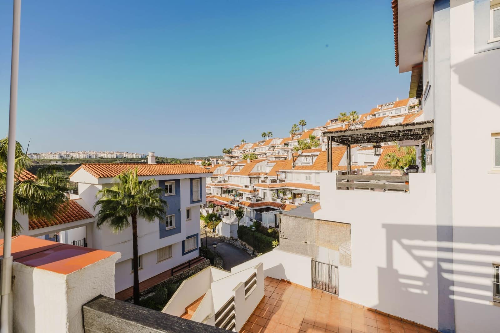 3 makuuhuone Asunto myytävänä paikassa Manilva mukana uima-altaan 
autotalli - 321 400 € (Ref: 9523933)