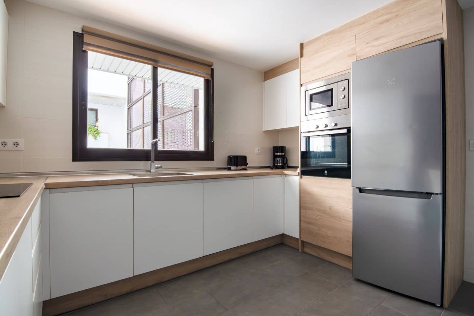 2 bedroom Apartment for sale in Salobrena with pool garage - € 248,000 (Ref: 9523935)