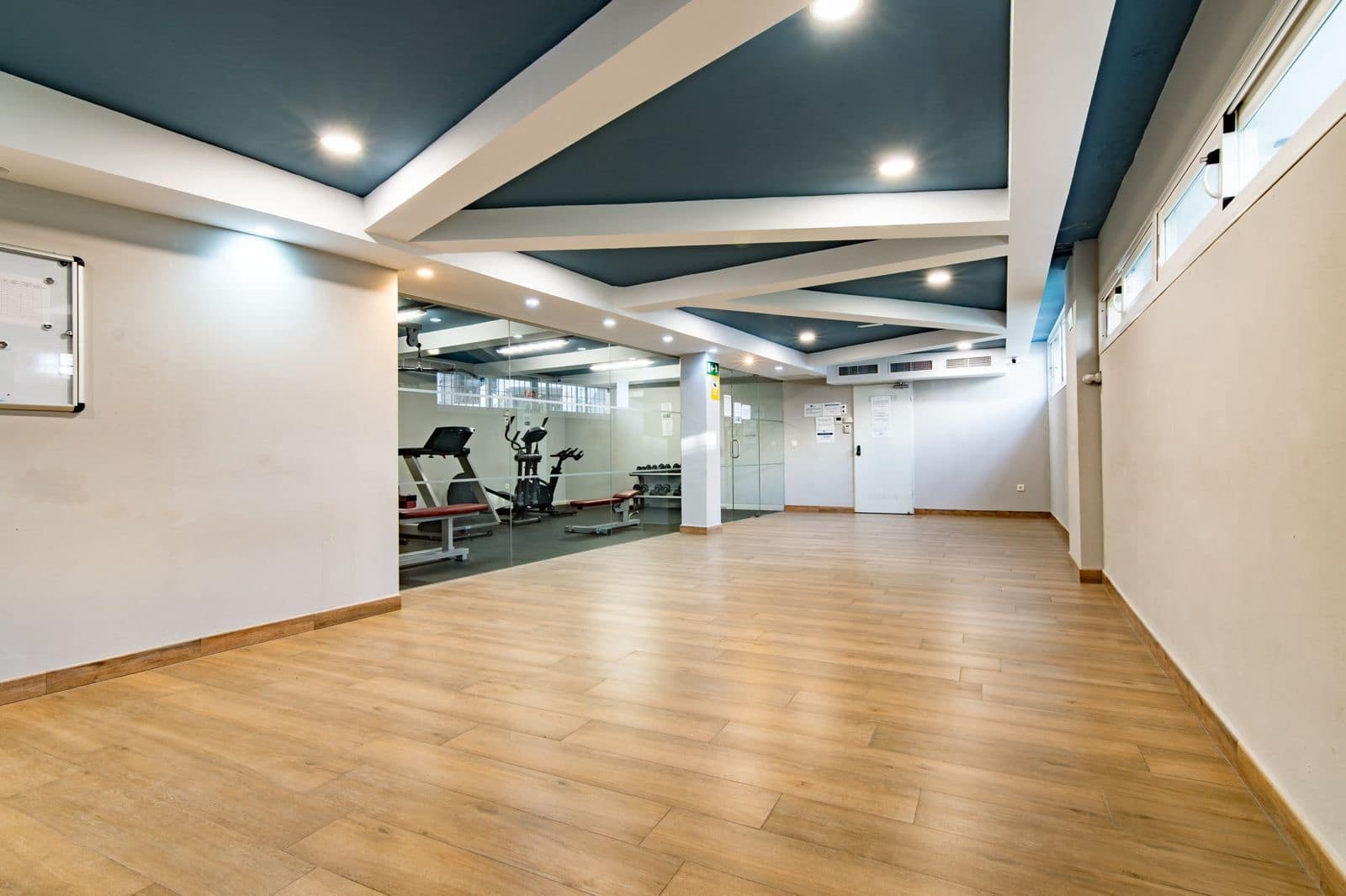 2 bedroom Apartment for sale in Salobrena with pool garage - € 248,000 (Ref: 9523935)