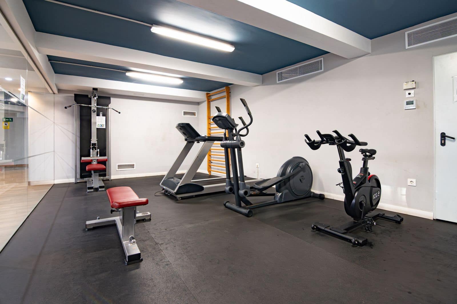 2 bedroom Apartment for sale in Salobrena with pool garage - € 248,000 (Ref: 9523935)