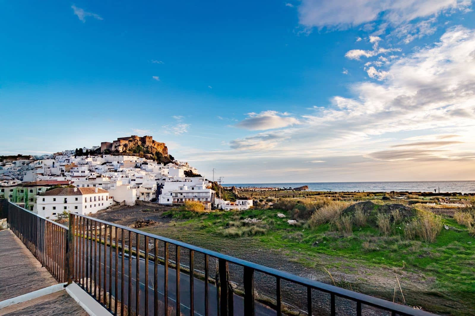 2 bedroom Apartment for sale in Salobrena with pool garage - € 248,000 (Ref: 9523935)