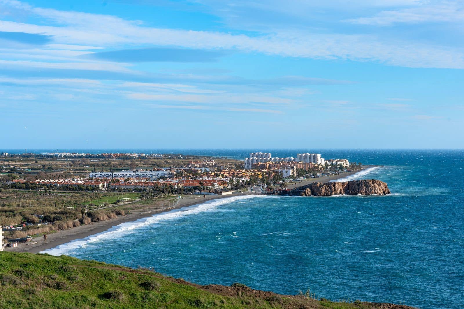 2 bedroom Apartment for sale in Salobrena with pool garage - € 248,000 (Ref: 9523935)