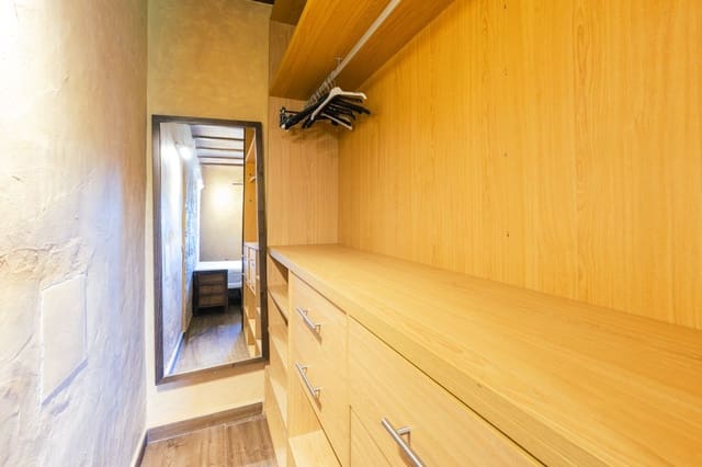 1 soveværelse Lejlighed til leje i Ibiza by - € 1.600 (Ref: 9523937)