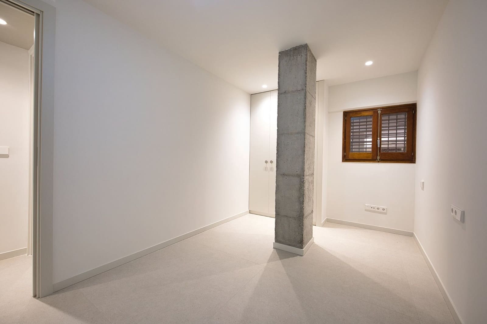 4 makuuhuone Huoneisto myytävänä paikassa Alicante kaupunki mukana 
autotalli - 575 000 € (Ref: 9523939)