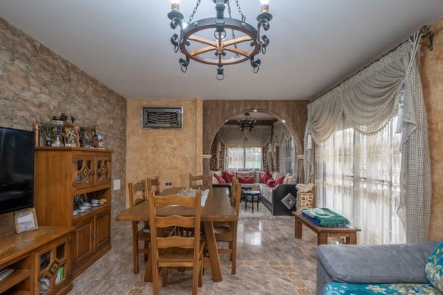 Finca/Casa Rural de 4 habitaciones en Cox en venta con piscina garaje - 357.000 € (Ref: 9523941)