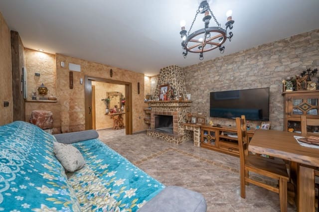 Finca/Casa Rural de 4 habitaciones en Cox en venta con piscina garaje - 357.000 € (Ref: 9523941)