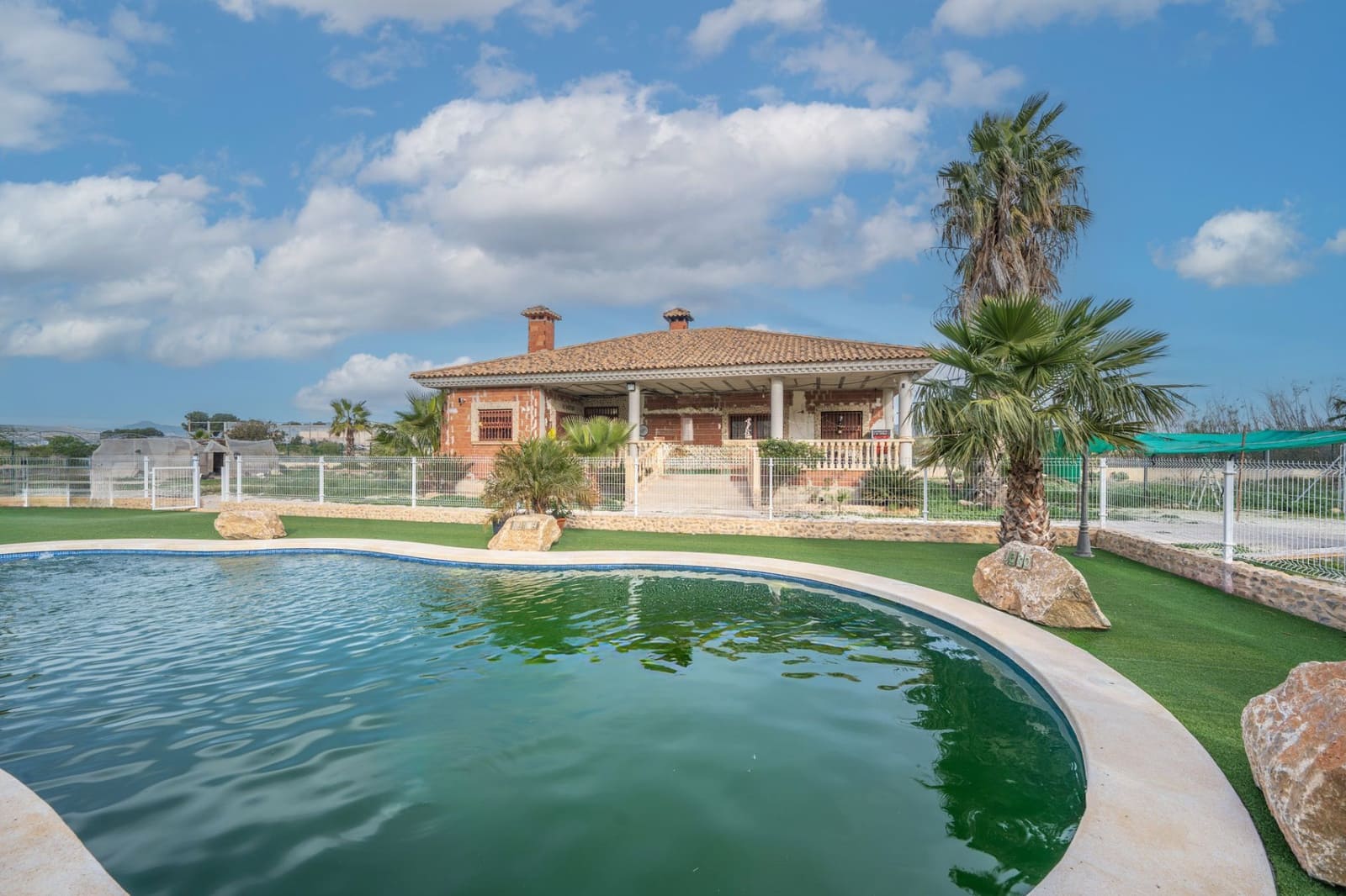 Finca/Casa Rural de 4 habitaciones en Cox en venta con piscina garaje - 357.000 € (Ref: 9523941)