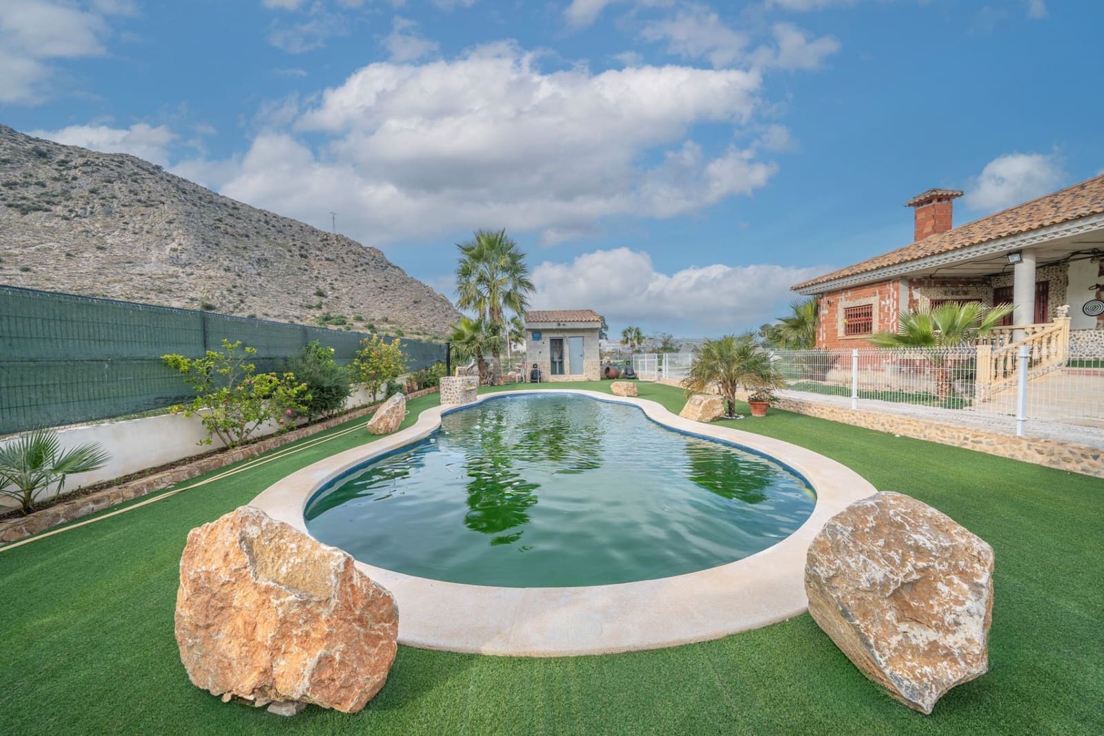 Finca/Casa Rural de 4 habitaciones en Cox en venta con piscina garaje - 357.000 € (Ref: 9523941)