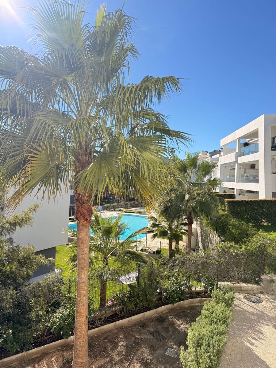 2 soverom Leilighet til salgs i Madrid by med svømmebasseng garasje - € 515 000 (Ref: 9523942)