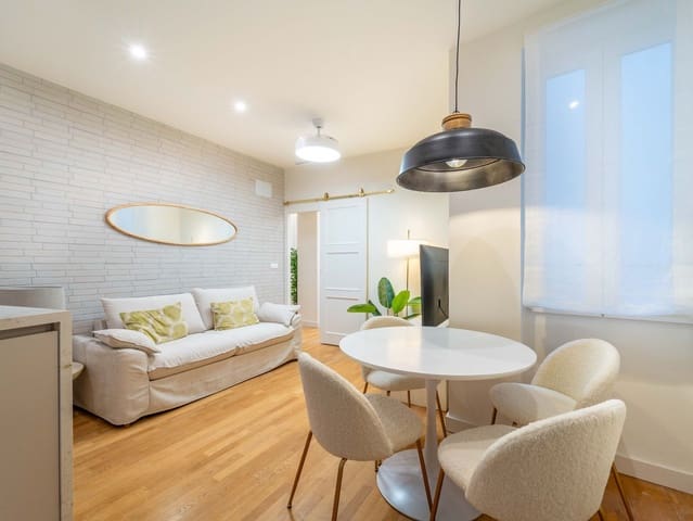 1 soverom Leilighet til salgs i Málaga by - € 385 000 (Ref: 9526128)