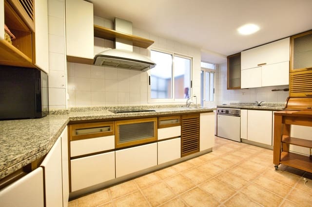 4 camera da letto Appartamento in vendita in Alicante città - 450.000 € (Rif: 9529418)