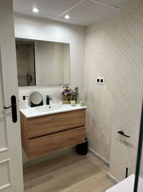 Piso de 1 habitación en Málaga ciudad en alquiler - 2.000 € (Ref: 9529419)