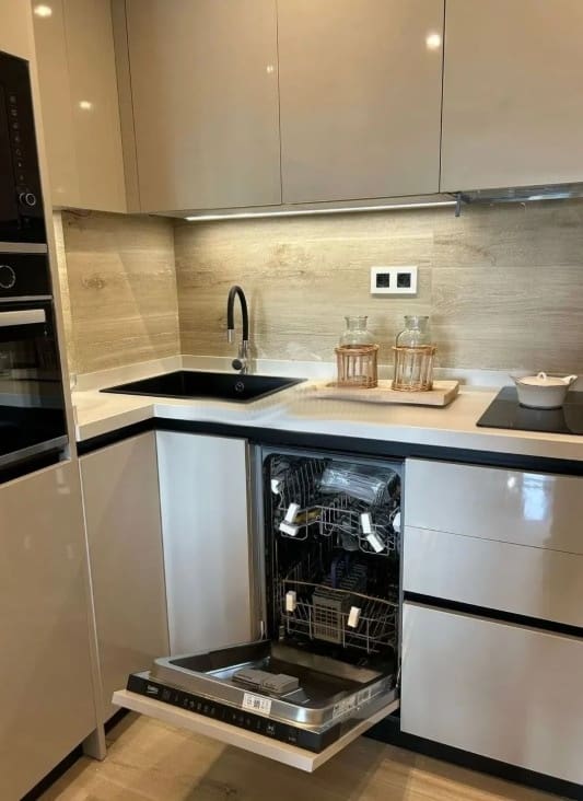 Piso de 1 habitación en Málaga ciudad en alquiler - 2.000 € (Ref: 9529419)