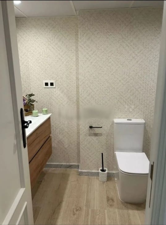 Piso de 1 habitación en Málaga ciudad en alquiler - 2.000 € (Ref: 9529419)