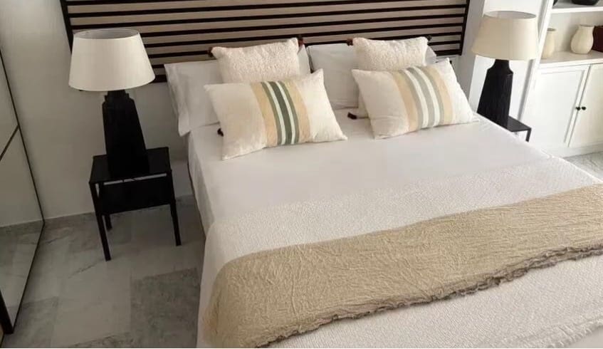 Piso de 1 habitación en Málaga ciudad en alquiler - 2.000 € (Ref: 9529419)