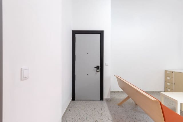 3 slaapkamer Flat te koop in Valencia stad - € 370.000 (Ref: 9529420)