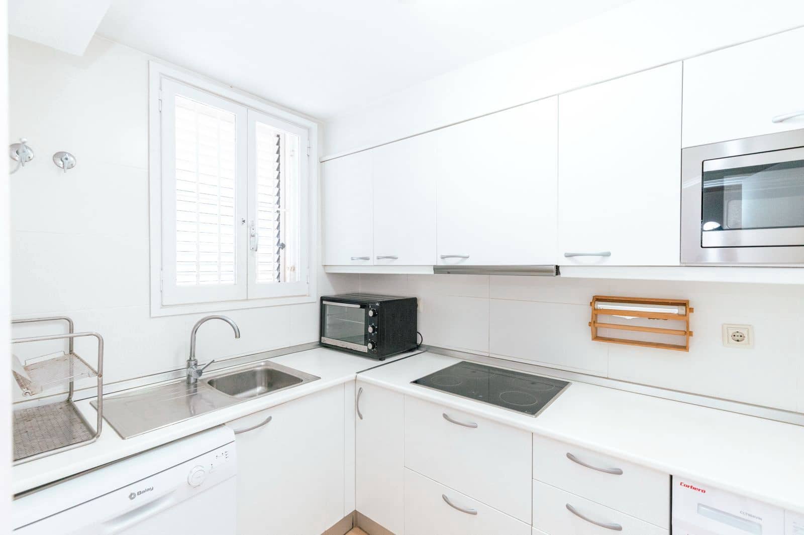 2 makuuhuone Asunto myytävänä paikassa Ibiza kaupunki mukana uima-altaan 
autotalli - 493 000 € (Ref: 9529422)