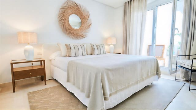 2 soverom Leilighet til salgs i Nueva Andalucia, Marbella med svømmebasseng garasje - € 497 500 (Ref: 9529423)