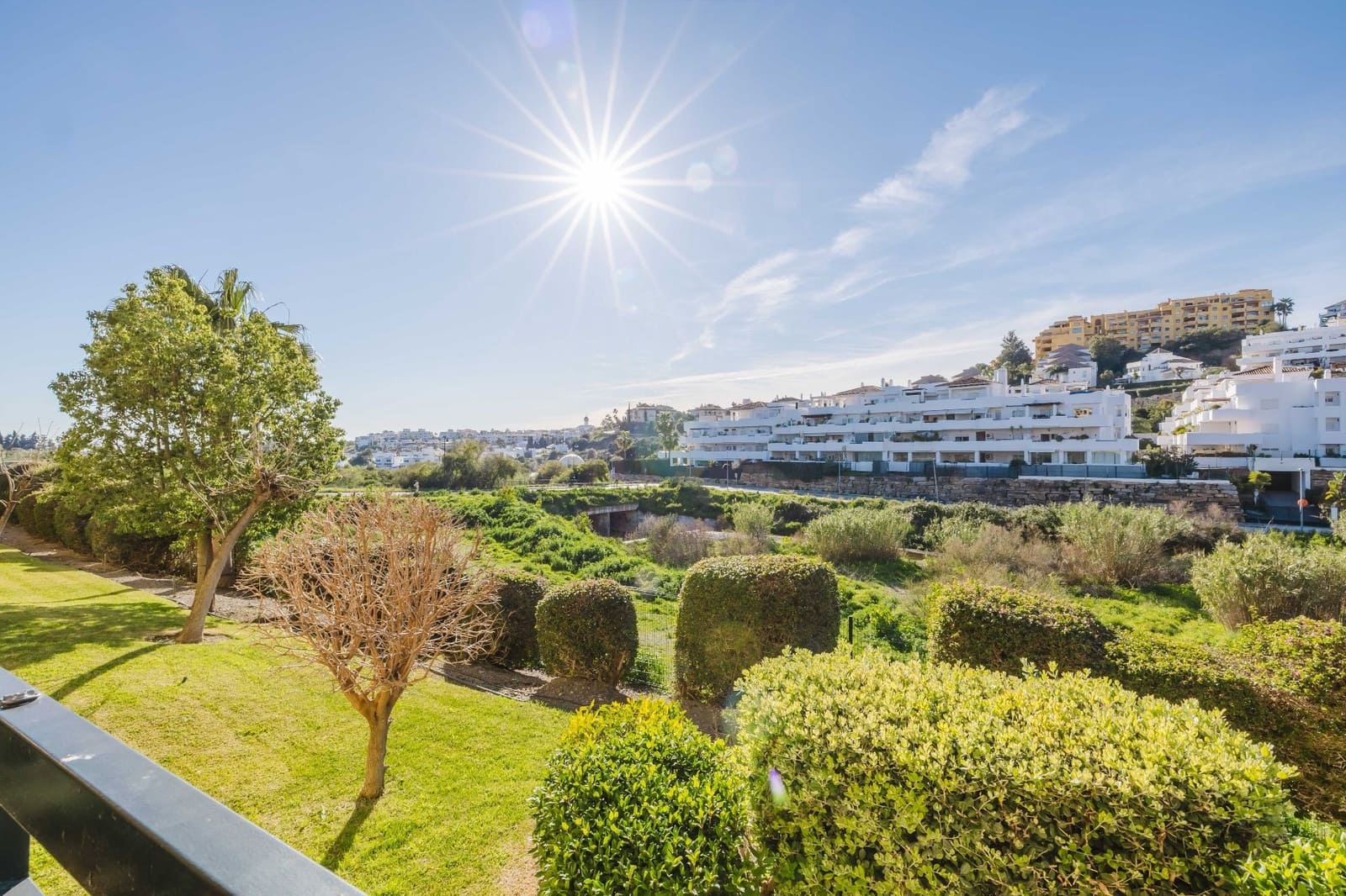 2 chambre Appartement à vendre à New Golden Mile avec piscine garage - 495 000 € (Ref: 9535510)